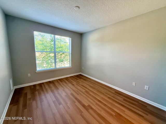 8539 GATE Parkway W 9239, Jacksonville, FL 32216
