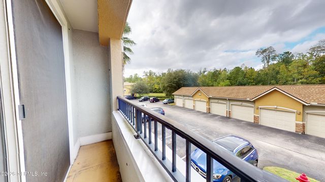 8539 GATE Parkway W 9239, Jacksonville, FL 32216