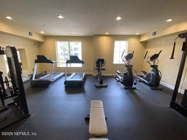 8539 GATE Parkway W 9239, Jacksonville, FL 32216