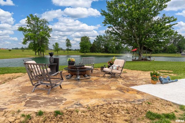 1717 MARION Street, Carterville, IL 62918