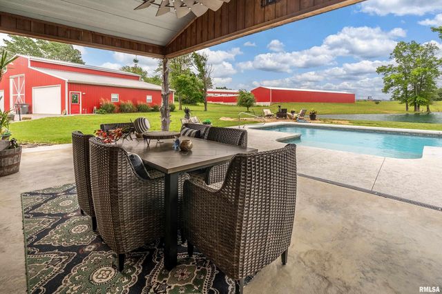 1717 MARION Street, Carterville, IL 62918