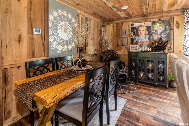 1717 MARION Street, Carterville, IL 62918