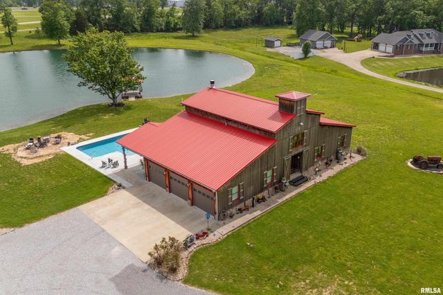 1717 MARION Street, Carterville, IL 62918