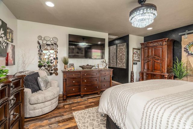 1717 MARION Street, Carterville, IL 62918