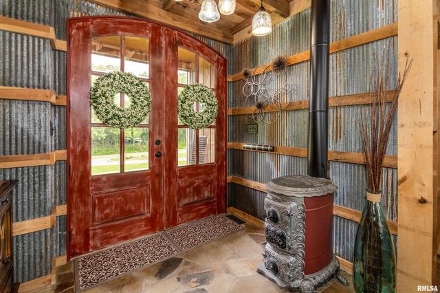 1717 MARION Street, Carterville, IL 62918