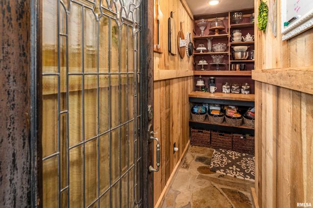 1717 MARION Street, Carterville, IL 62918