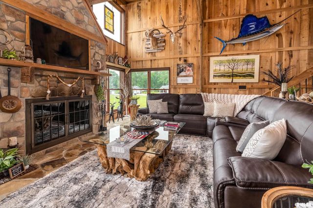 1717 MARION Street, Carterville, IL 62918