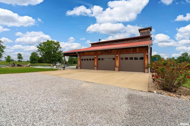 1717 MARION Street, Carterville, IL 62918