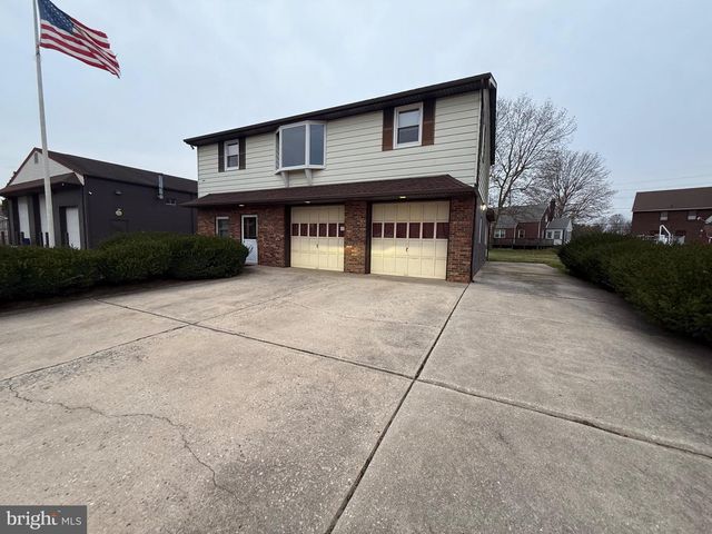 344 N VIRGINIA AVE, Carneys Point, NJ 08069