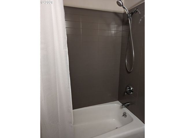 255 Sw HARRISON St 20D, Portland, OR 97201