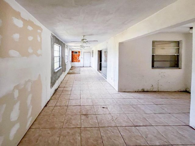2314 NW 29th Street, Oakland Park, FL 33311