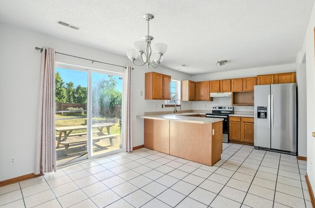 1409 MAN O WAR DR, Columbia, MO 65202