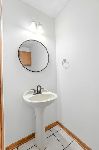 1409 MAN O WAR DR, Columbia, MO 65202