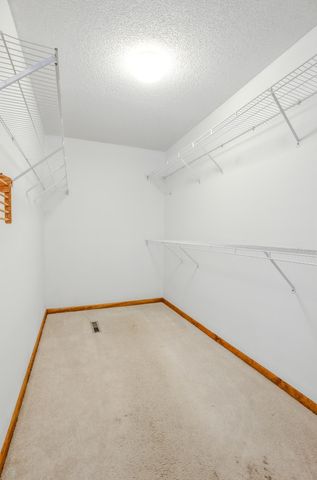 1409 MAN O WAR DR, Columbia, MO 65202