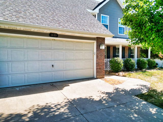 1409 MAN O WAR DR, Columbia, MO 65202