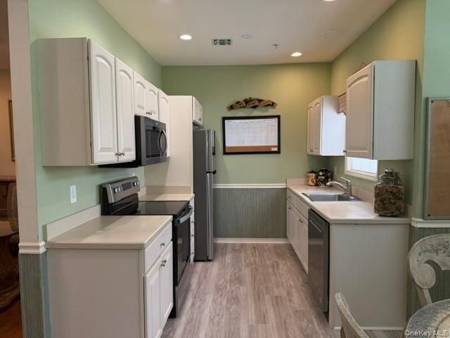 36 Cranberry Circle, Medford, NY 11763