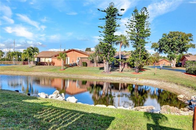 6416 Royal Woods DR, Fort Myers, FL 33908