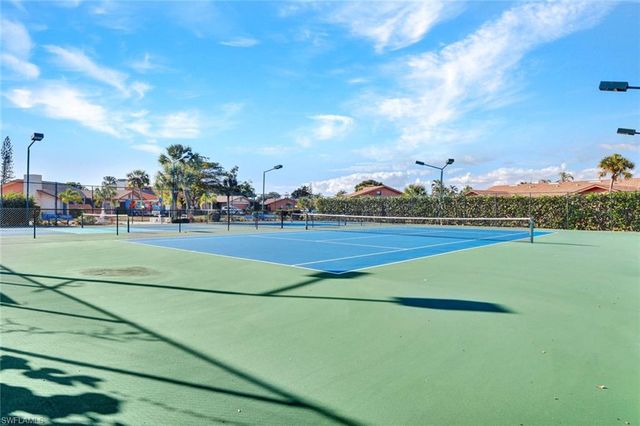 6416 Royal Woods DR, Fort Myers, FL 33908