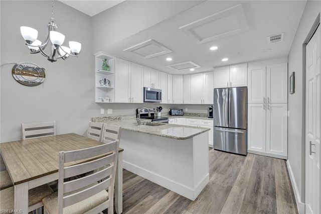 6416 Royal Woods DR, Fort Myers, FL 33908