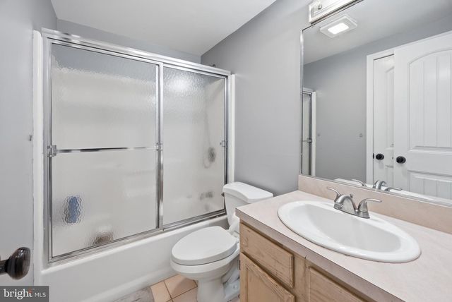 2011 SUNSET AVE, Surf City, NJ 08008