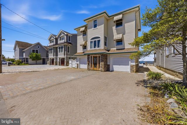 2011 SUNSET AVE, Surf City, NJ 08008