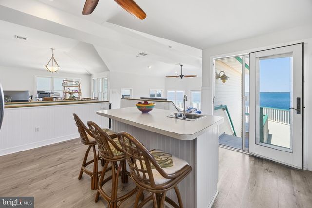 2011 SUNSET AVE, Surf City, NJ 08008