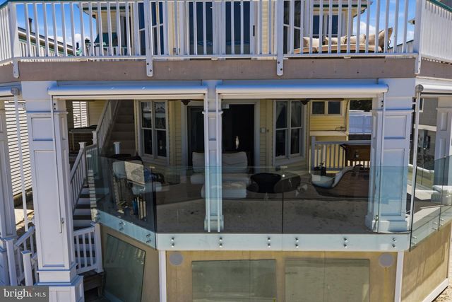 2011 SUNSET AVE, Surf City, NJ 08008