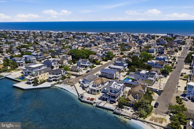 2011 SUNSET AVE, Surf City, NJ 08008