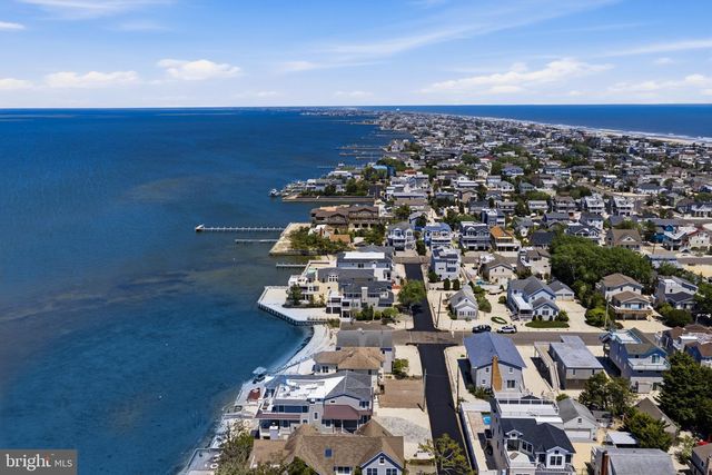 2011 SUNSET AVE, Surf City, NJ 08008