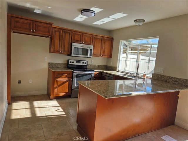 4564 Toledo Way, Buena Park, CA 90621