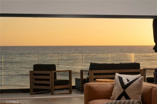 516 S The Strand, Oceanside, CA 92054