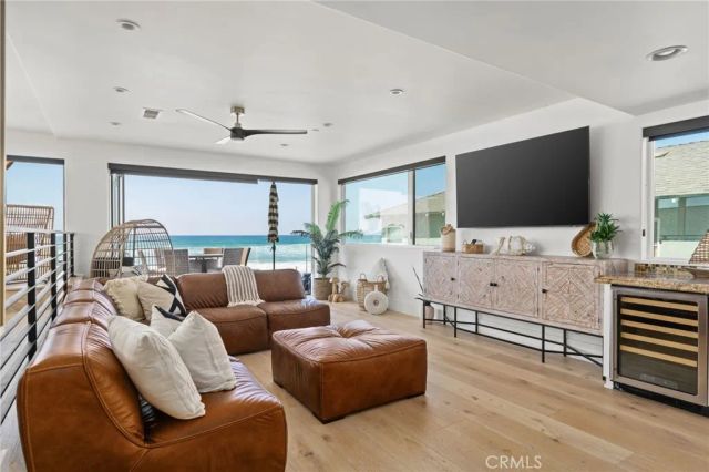 516 S The Strand, Oceanside, CA 92054