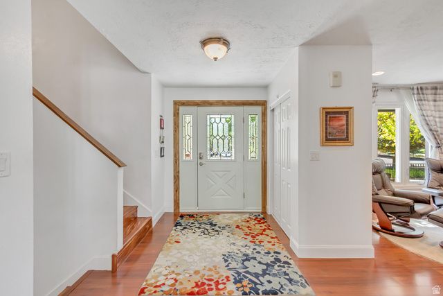 10814 S WHIRLAWAY LN, Sandy, UT 84092
