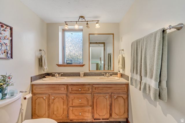 10814 S WHIRLAWAY LN, Sandy, UT 84092