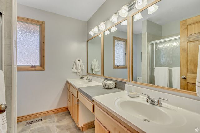 10814 S WHIRLAWAY LN, Sandy, UT 84092