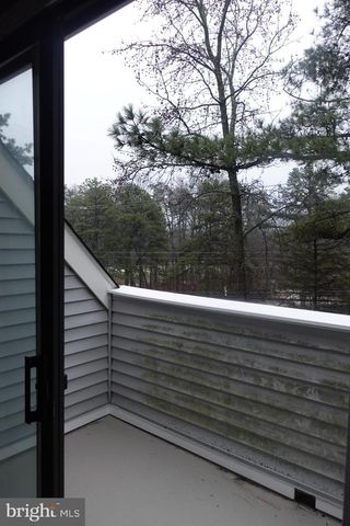 4 PROVINCETOWN DR, Marlton, NJ 08053