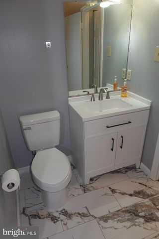 4 PROVINCETOWN DR, Marlton, NJ 08053