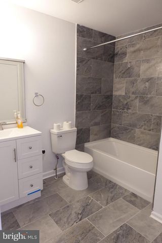 4 PROVINCETOWN DR, Marlton, NJ 08053