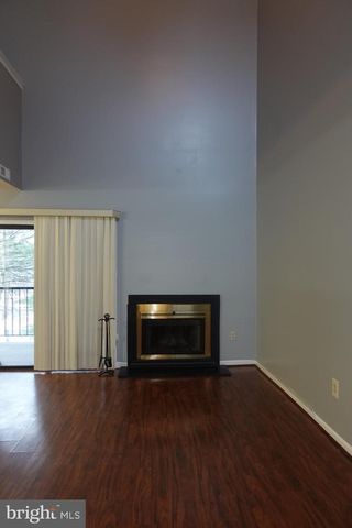 4 PROVINCETOWN DR, Marlton, NJ 08053