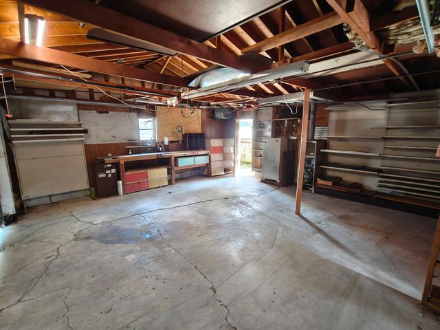 140 N Guyer Street, Hobart, IN 46342