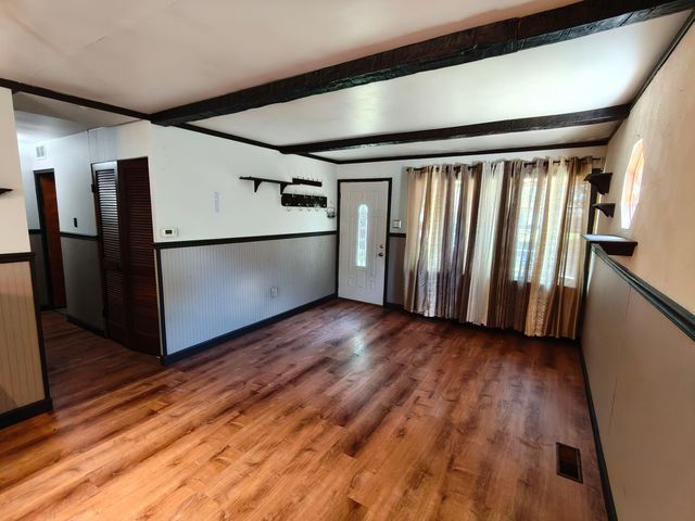 140 N Guyer Street, Hobart, IN 46342