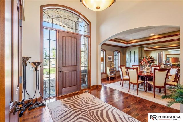12611 Cottonwood Lane, Springfield, NE 68059