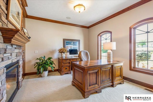 12611 Cottonwood Lane, Springfield, NE 68059