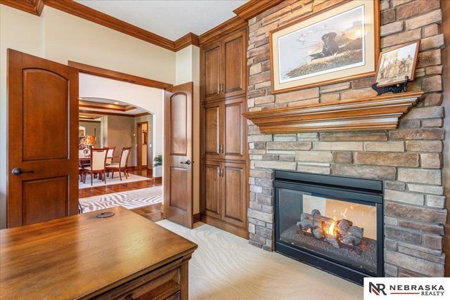 12611 Cottonwood Lane, Springfield, NE 68059