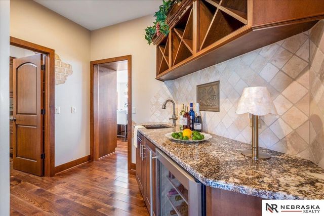 12611 Cottonwood Lane, Springfield, NE 68059