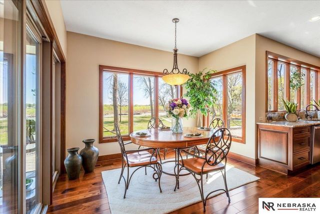 12611 Cottonwood Lane, Springfield, NE 68059