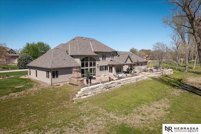12611 Cottonwood Lane, Springfield, NE 68059