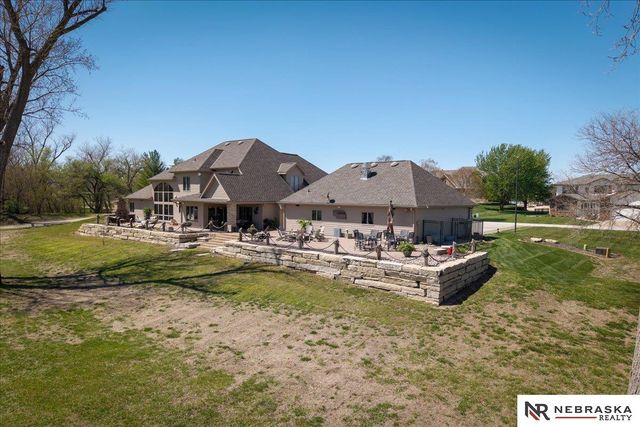 12611 Cottonwood Lane, Springfield, NE 68059