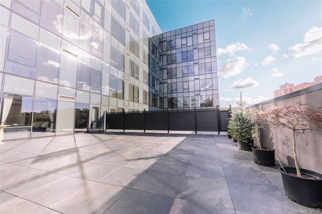 144-49 Northern Blvd 206, Flushing, NY 11354