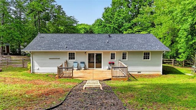745 Pioneer Road, Jasper, GA 30143
